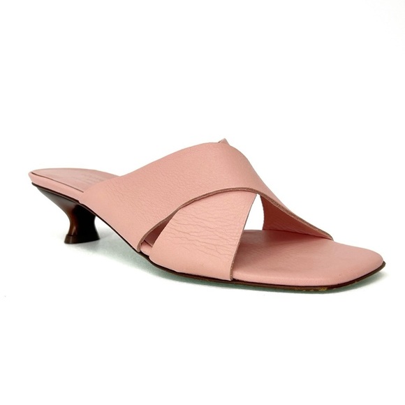Donald J. Pliner Pastel Pink Leather Mules Size 7 Heels Sandal Slides Shoes EUC